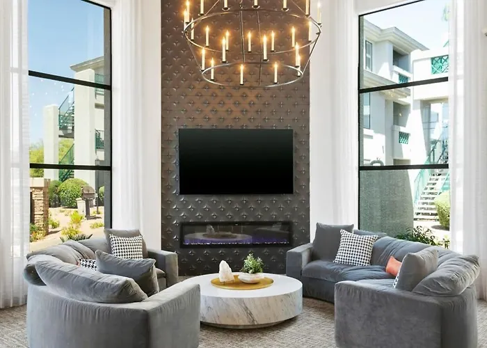 2br Cozysuites At Kierland Commons With Pool #11 Apartment Scottsdale