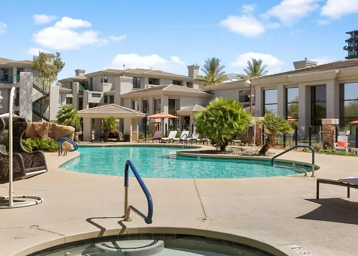 2br Cozysuites At Kierland Commons With Pool #11 Apartment Scottsdale